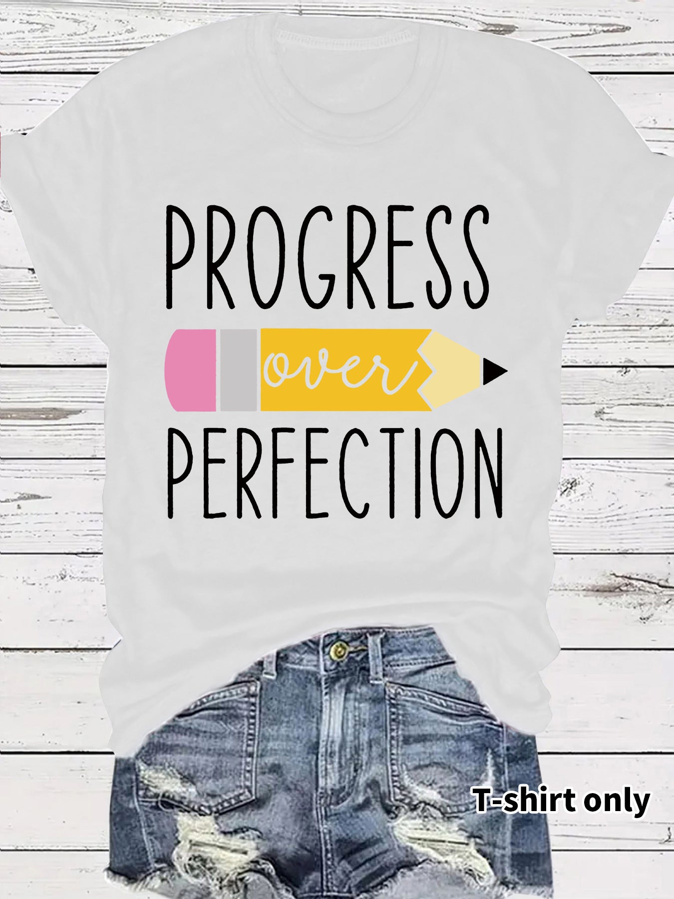 T-shirt short sleeved girl returns to school